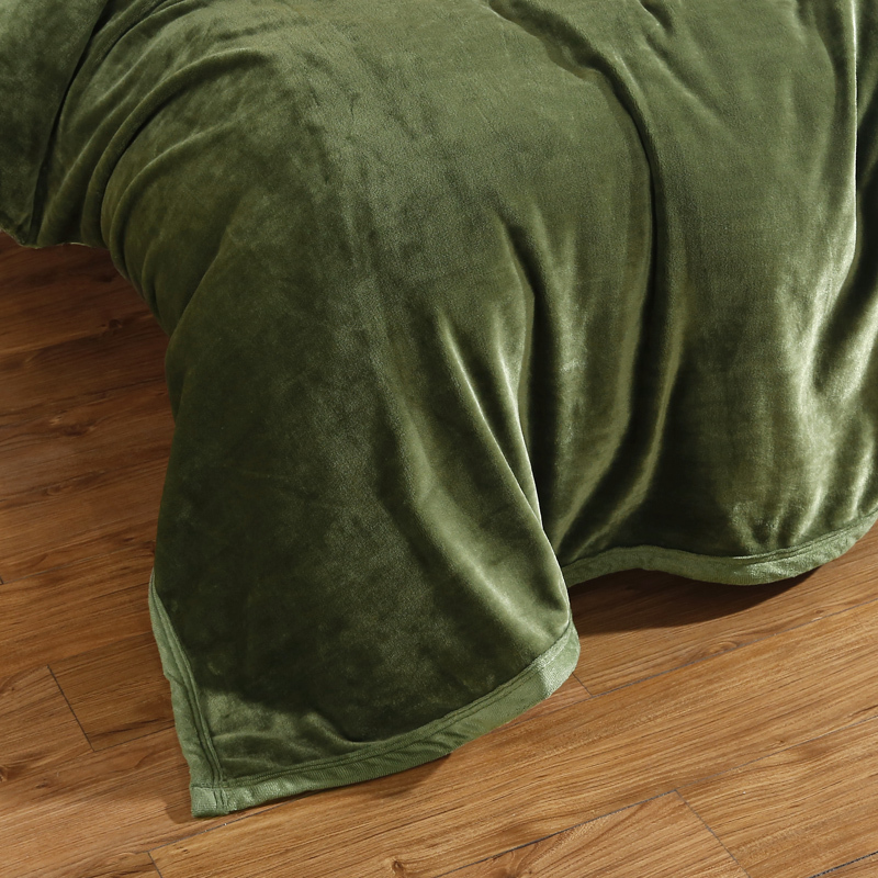 Military Green Winter Warm Thick Blanket 350g Thick Bed Cover Blanket Flannel Single Double Solid Color Blanket