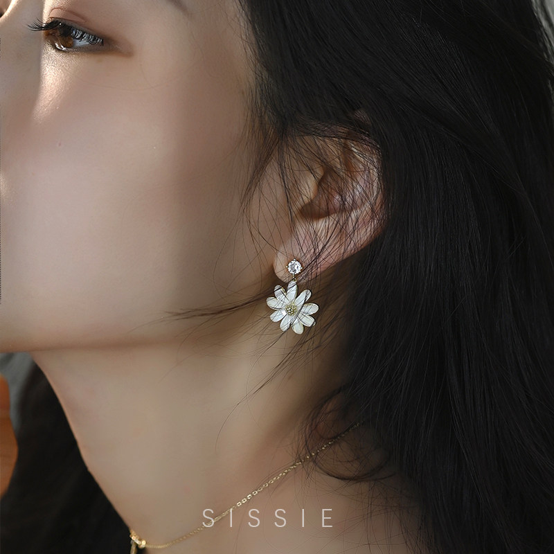 Acrylic flowers for round face painless high-sensitivity French ear-clamp female ear holes without headbar