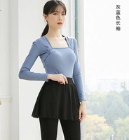 Длинная серая рукав с серо -блюдом