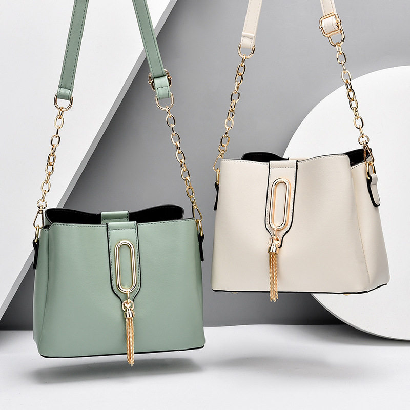 Shanghai Qingpu District Spot Warehouse Customers for Clearing Ottles Discount Official Site Fashion Bucket Backet Backet