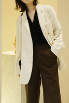 Maze Studios Simply dont look too good in a light cooked wind white corduroy blazer