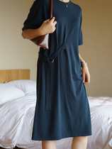 Maze Studios Early Autumn French Retro Simple Crew Neck Lace-up Dress