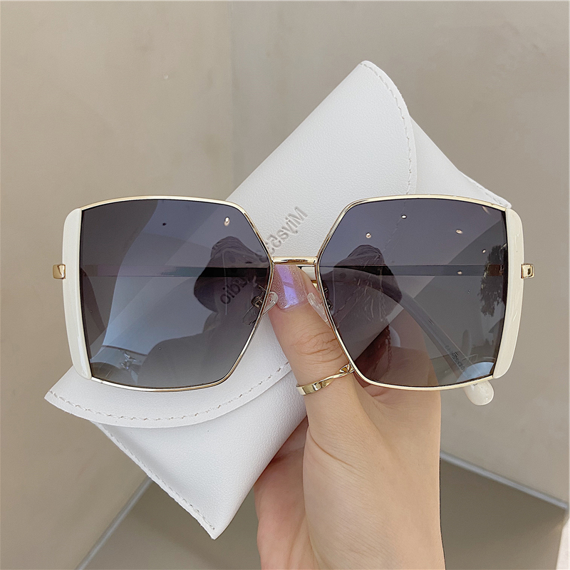 Sunglasses female summer sunscreen advanced sense ins anti-UV glasses sunglasses female 2022 new trendy big face thin