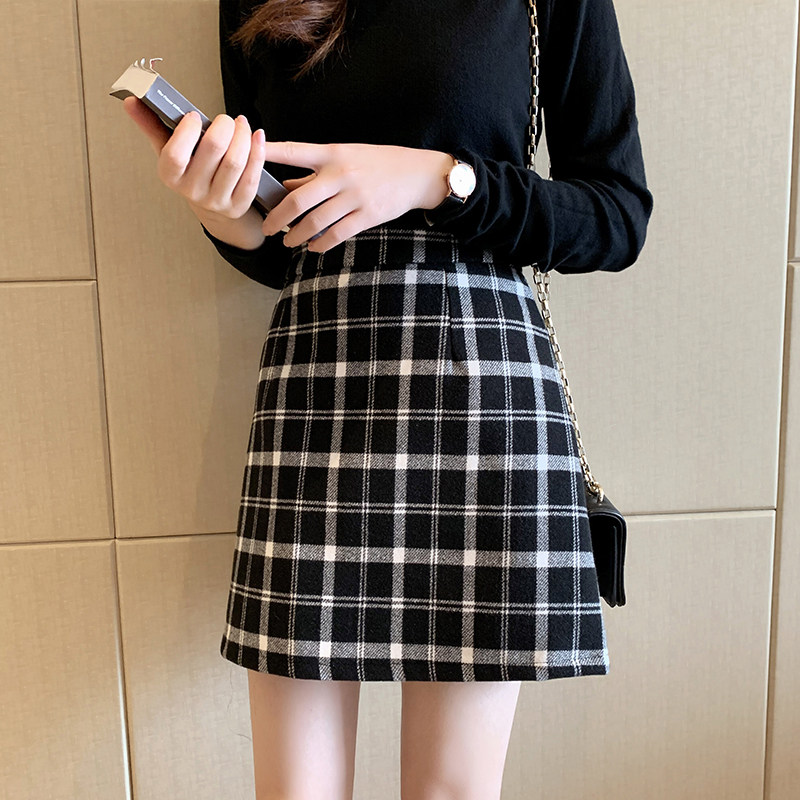2022 spring and summer new hairy plaid half body skirt woman retro high waist display slim a character dress hip short skirt step skirt