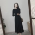 Hepburn gió nhỏ váy đen trên đầu gối váy dài mùa thu và mùa đông Váy Pháp bên trong áo len giảm béo đan váy nữ mẫu váy dài tay đẹp Váy dài