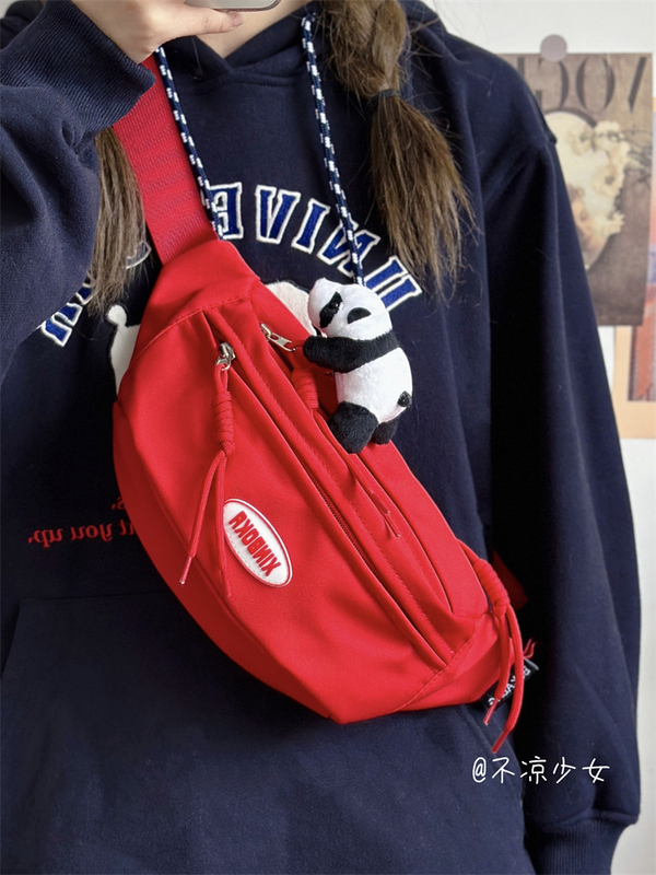 Simple and Versatile Chest Bag for Male Students, Suitable for Sports and Cycling, Crossbody Backpack, Japanese Style, Trendy Niche Casual Waist Bag for Women