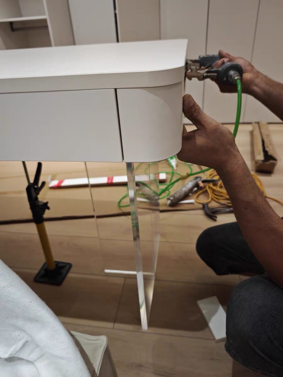 Акриловые / Perspex None