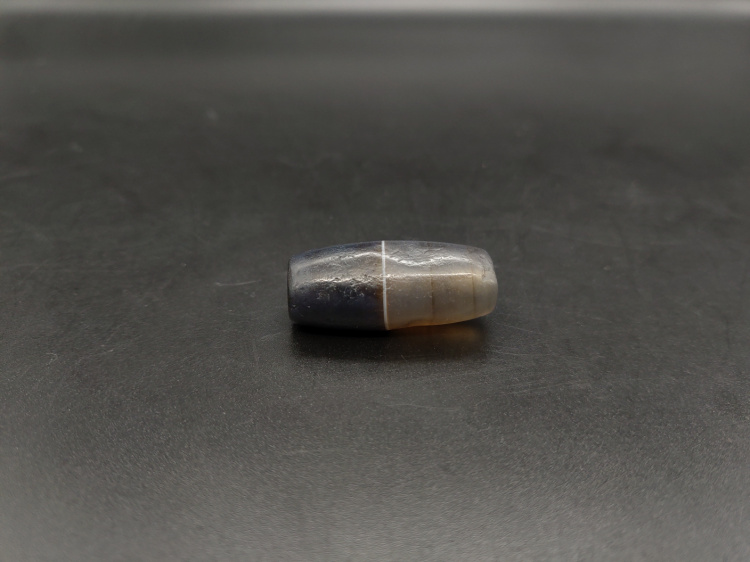 Antique beads Tibetan pharmacist Zhulezi natural first-line pharmacist Zhulezi Tibetan area ancient beads old objects old rosary