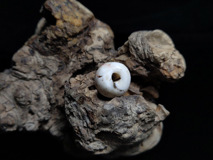 Antique Pearl Tibetan Ancient Pearl Old Pharaoh Beads with Everest Beads Multiple Treasure area Old beads Chuo Niu-Taobao