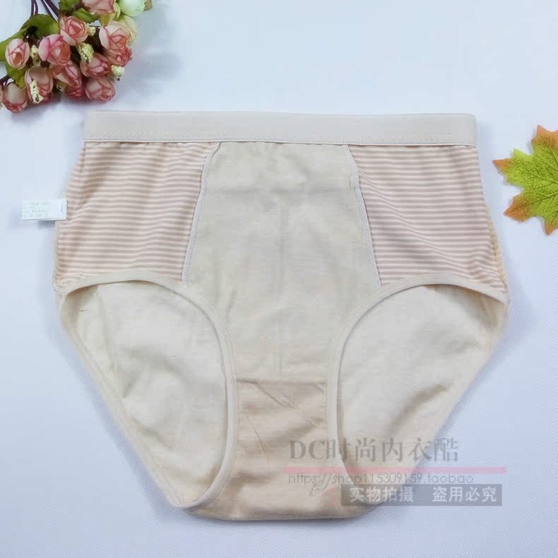 Trung niên và trung niên đồ lót nữ bông mẹ đồ lót cũ cao eo kích thước lớn quần short tam giác bông ladies loose quần