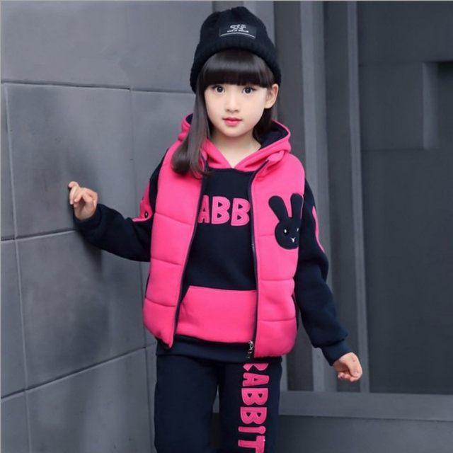 5Winter clothes4Girls6Fleece and thick sweater9Western style three-piece suit7Children's clothes8Little girl 12-year-old casual suit