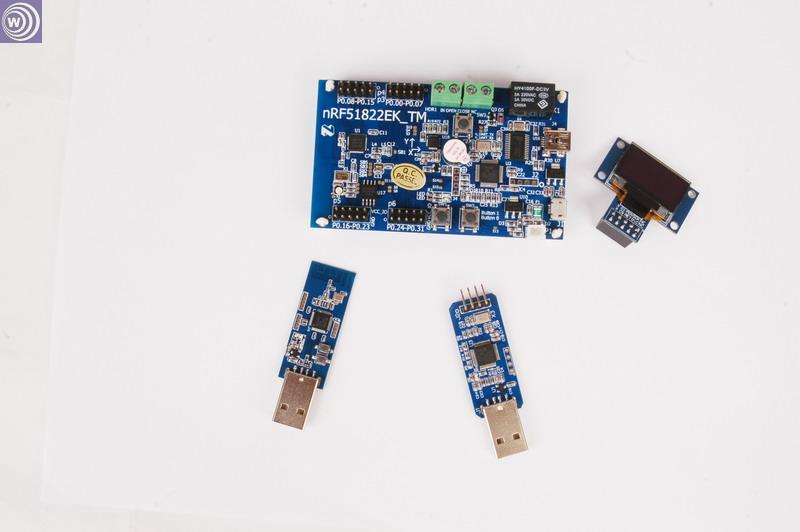 NRF51822EK_TM Bluetooth 4 0 4 1 Low power development board package A