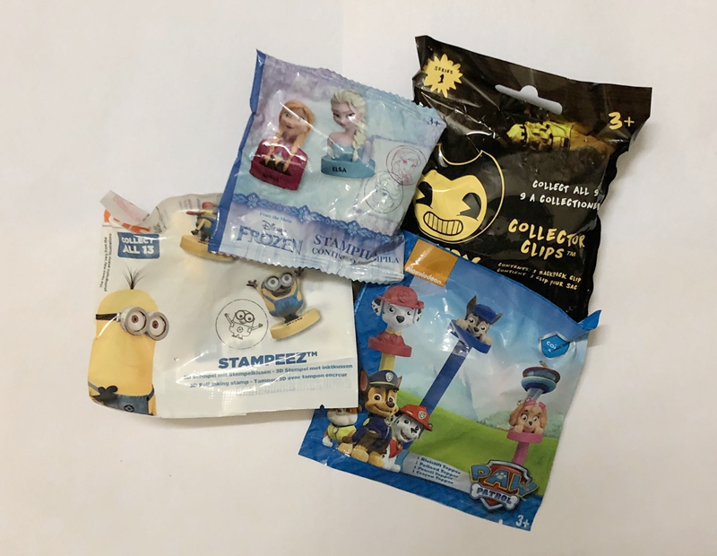 Frozen Despicable Me Minions Dog Team Bandy Blind Bag Child Stamp Kindergarten Rewards