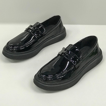 2022 new lacquer leather thick bottom bean bean shoes mens youth upscale set foot one foot pedal spring autumn genuine leather casual leather shoes