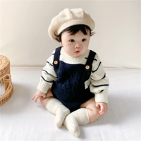 Цельная майка сапфирово-синего цвета