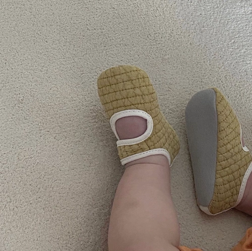 Детская демисезонная хлопковая обувь для раннего возраста подходит для мужчин и женщин для принцессы для выхода на улицу, мягкая подошва