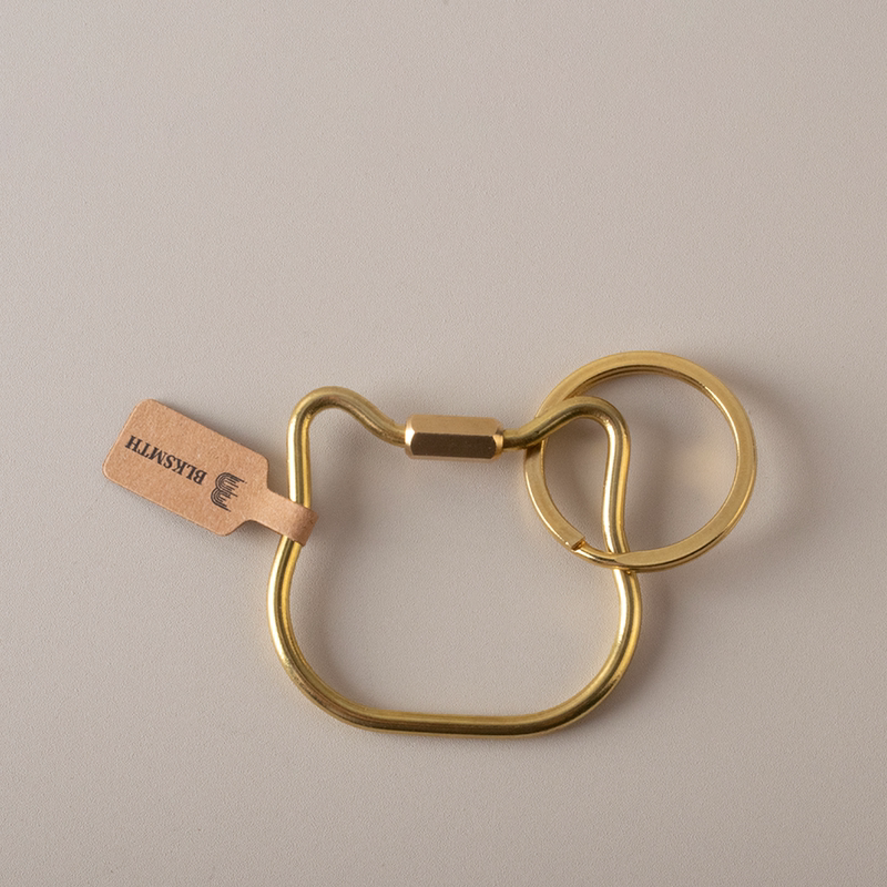 High-Quality Brass Keychain with Cat Head Design, Simple and Exquisite DIY Original Keychain for Car Keys High-Quality Brass Keychain with Cat Head Design, Simple and Exquisite DIY Original Keychain for Car Keys