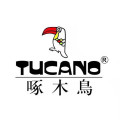 啄木鸟男装休闲特卖店