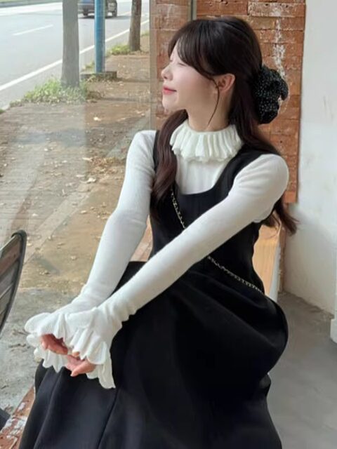 Layered Ruffle Collar Bell-Sleeve Stretch Knit Sweater for Women, Slim Fit, New Autumn Korean Style, Elegant Inner Layer Soft Sweater