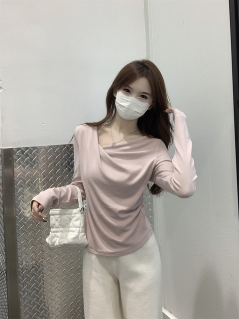 Gentle and Elegant Pleated Scoop-Neck Long-Sleeve T-Shirt for Women, Spring New Korean Style Slim-Fit Base Shirt