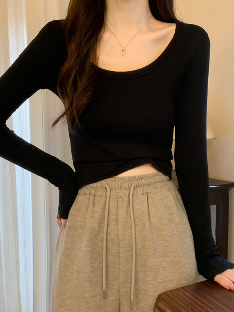 ins Hot Girl Round Neck Brushed Thin Fleece Long Sleeve T-Shirt for Women, Short Style, New Spring Slim Fit for Petite Women, White Base Shirt