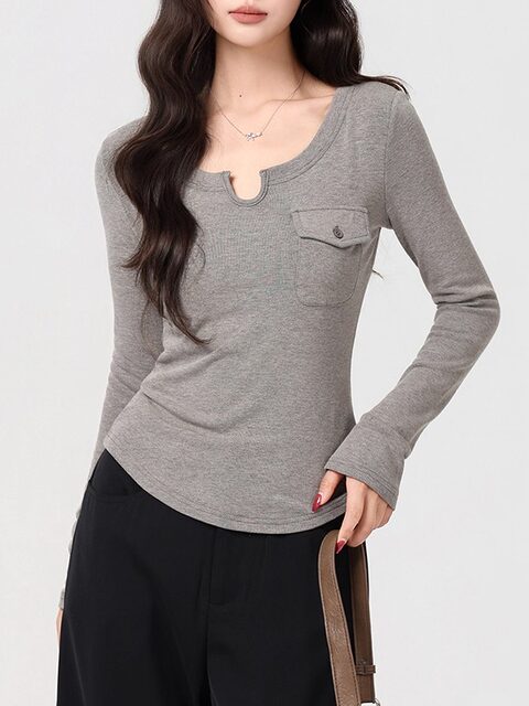 High-End Gray Chic U-Neck Long-Sleeve T-Shirt for Women, New Winter Design with Pockets and Curved Hem, Slim-Fit Base Shirt