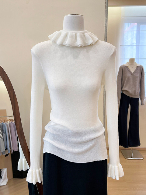 Sweet and Youthful Ruffle Collar Bell-Sleeve Knit Top for Women, New Spring Slim-Fit Layered Stretchy Base Sweater