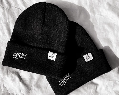 Straykids вязаная кепка, созданная Bang Chan Two Tour, поет одну и ту же вязаную шляпу