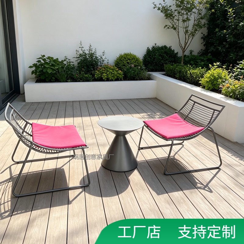 Outdoor Stainless Steel Leisure Table and Chair Set, Waterproof and Sun-Resistant, Suitable for Community Gardens, Villas, Sales Offices, and Outdoor Homestays Outdoor Stainless Steel Leisure Table and Chair Set, Waterproof and Sun-Resistant, Suitable for Community Gardens, Villas, Sales Offices, and Outdoor Homestays