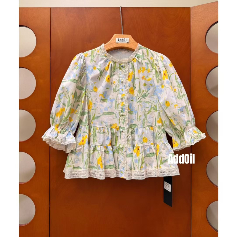 2025 Early Spring New French Retro Floral Lace Collar Shirt Women's Design Niche Fairy Temperament Top