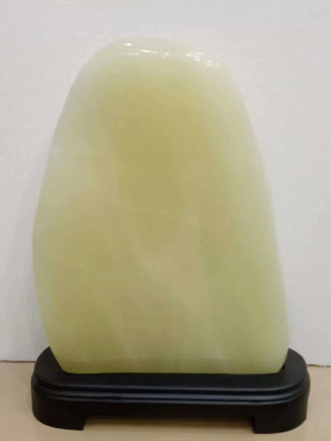 Natural jade original stone pendulum piece stone dare to be in office Villa Living Room TV Cabinet Residence Decorative