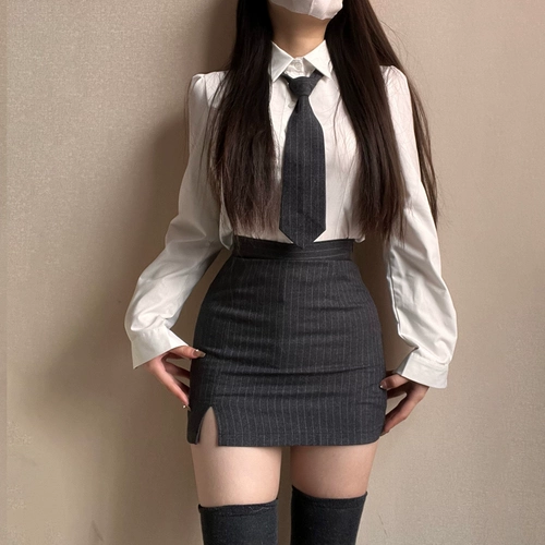 Оригинальная юбка, рубашка, комплект, облегающий крой, по фигуре, с акцентом на бедрах, рукава фонарики