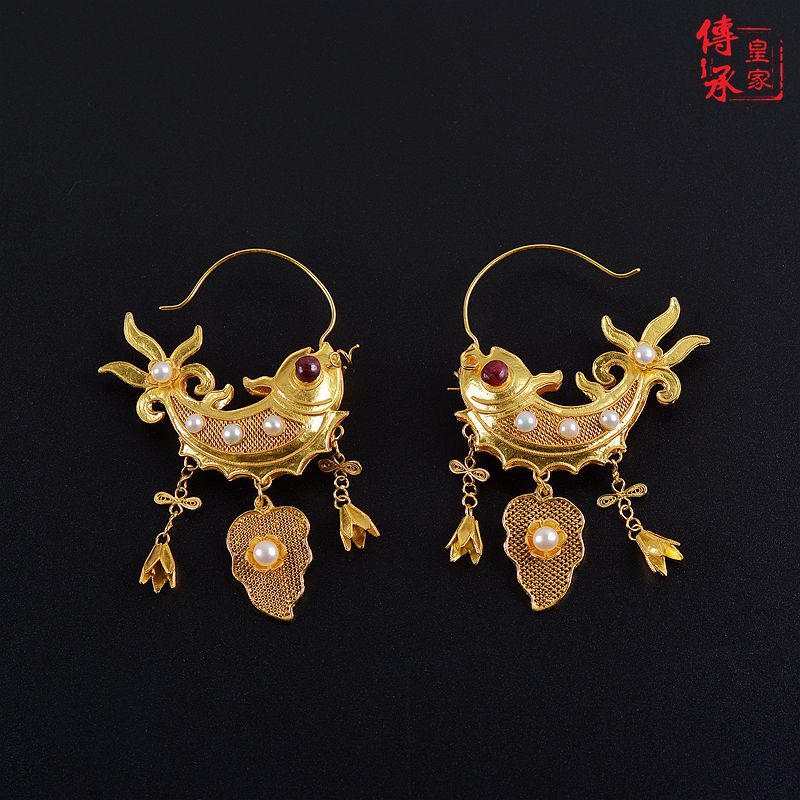 Pisces inlaid earrings Royal Heritage Filigree filigree earrings Ancient headdress Hanfu accessories Vintage accessories