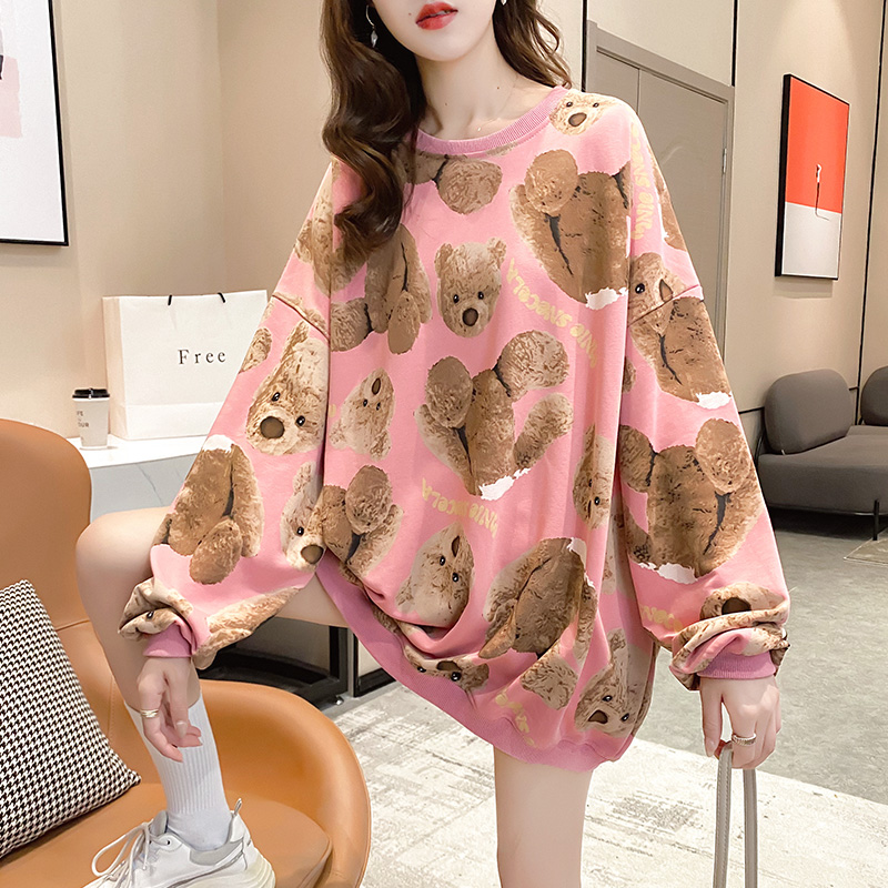 Pregnant women's autumn clothes 2020 autumn fashion hot mom personality bear mid-length loose large size thin section age-reducing sweater women