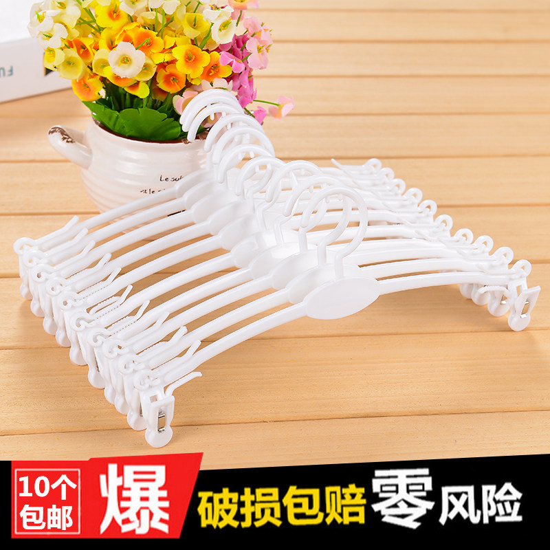 Plastic underwear hanger bra rack Twisting continuous soft rubber underwear rack clip Underwear store supermarket special underwear rack