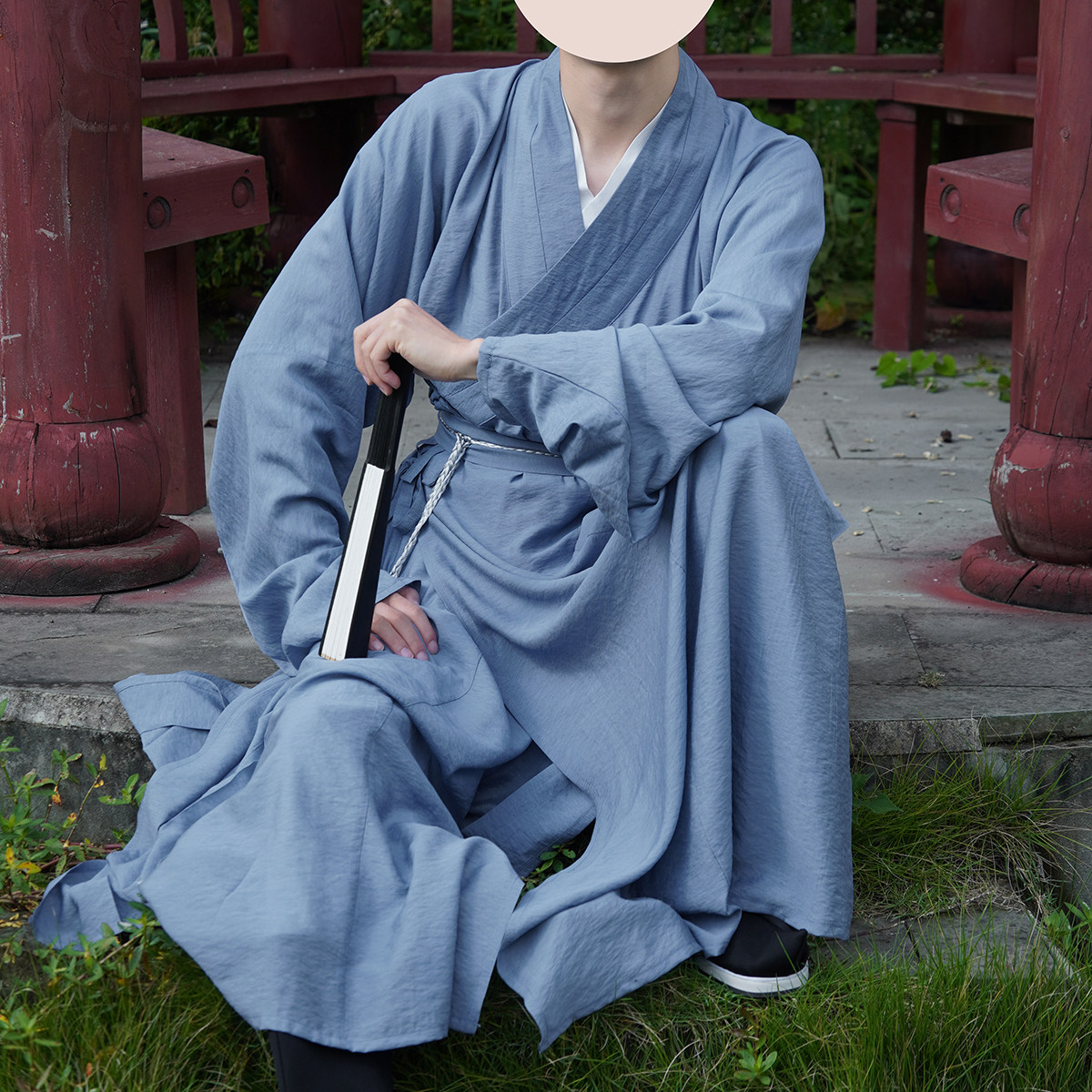 青山渐明制汉服交领直裰为何成为国风服饰新宠?适合哪些场合穿?-汉服-淘宝好物网