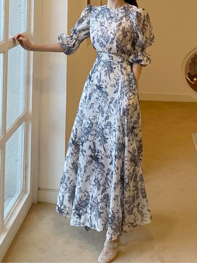 🌸 Ruffled sleeve vintage korean style maxi dress: a must-have for the  elegant goddess! wear