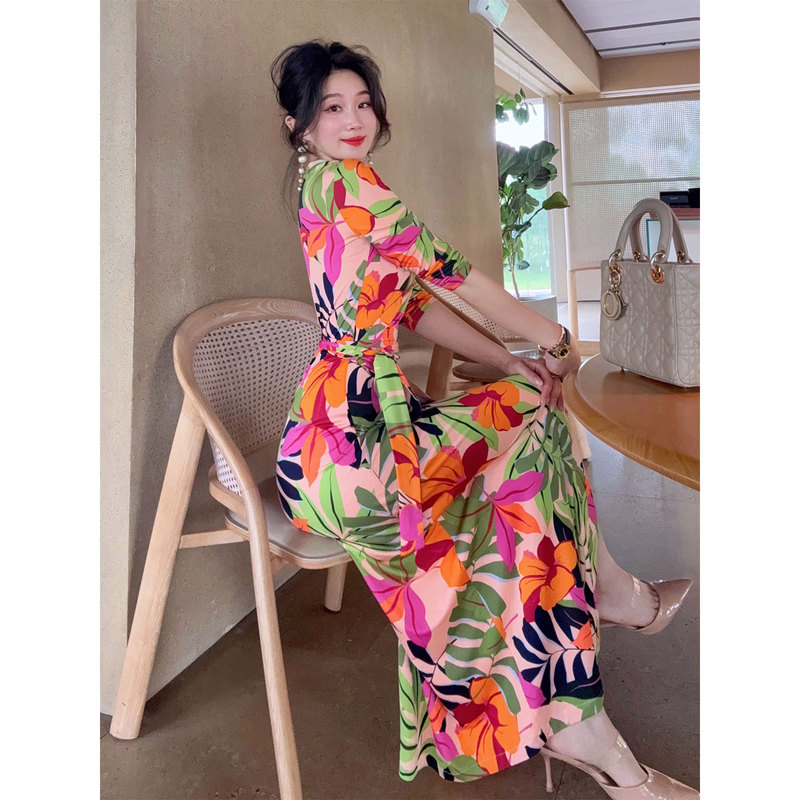 Yang Xiao Jing's New Summer V-Neck Tie Wrap Dress for Women, Slim Fit, Long, with Slit, Floral One-Piece Dress