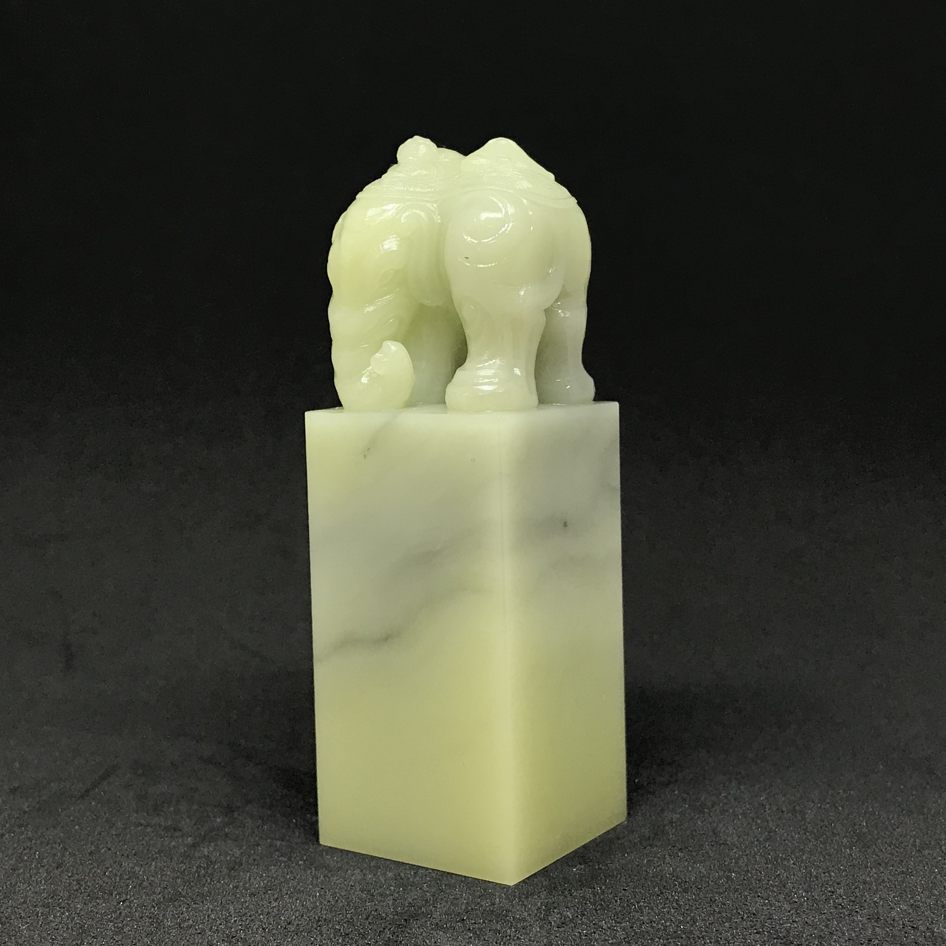 Green Fields Stone Seal Door Purple Line Rare Breed Collection Treasures Seal Door Green Light Frozen Bamboo Leaves Green Rock Gate Crystal