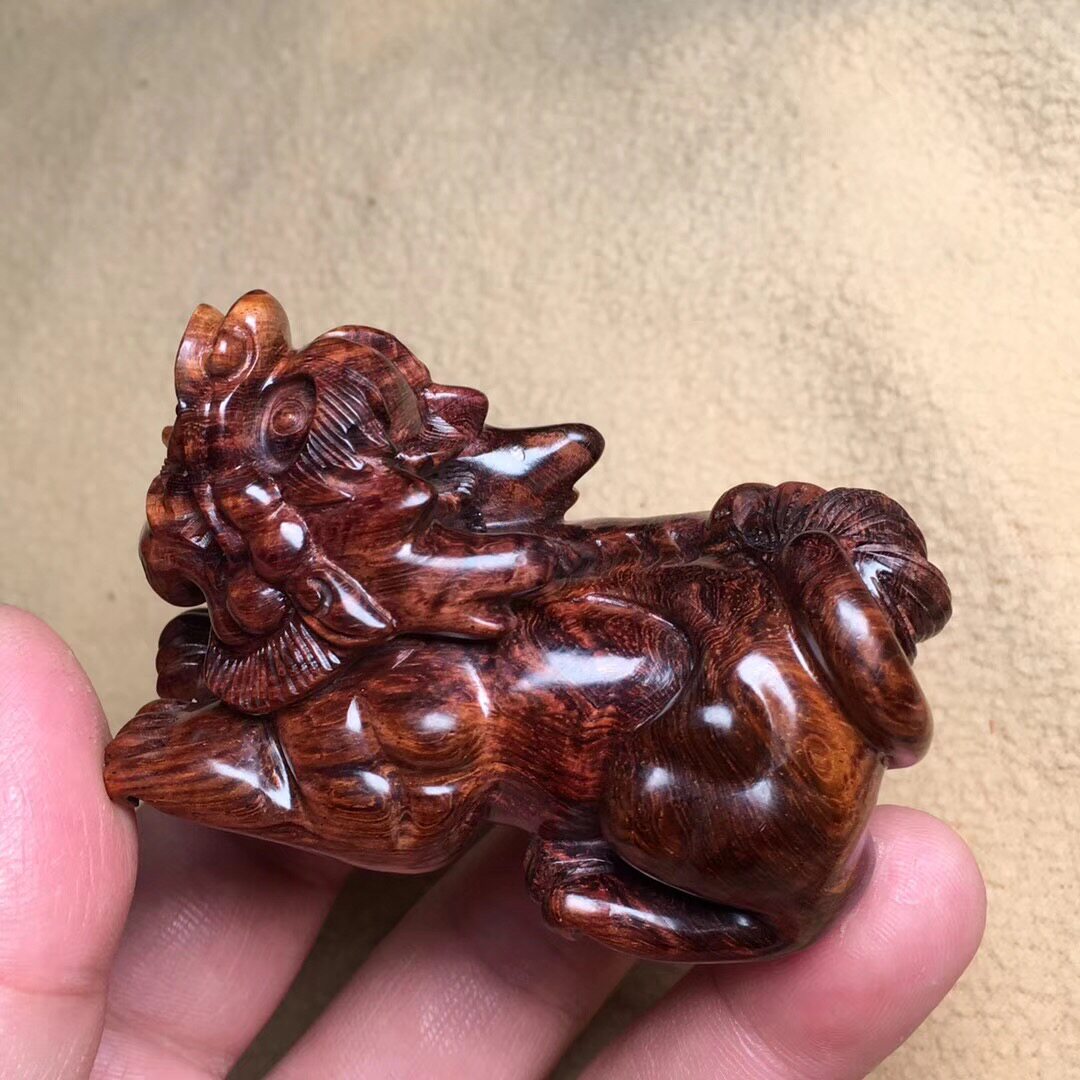 Bill Cairou Leopard Sea Yellow Purple Oil Pear leapelated handlebar piece Hainan yellow flower pear wood tiger pillager Blossom Water Ripple