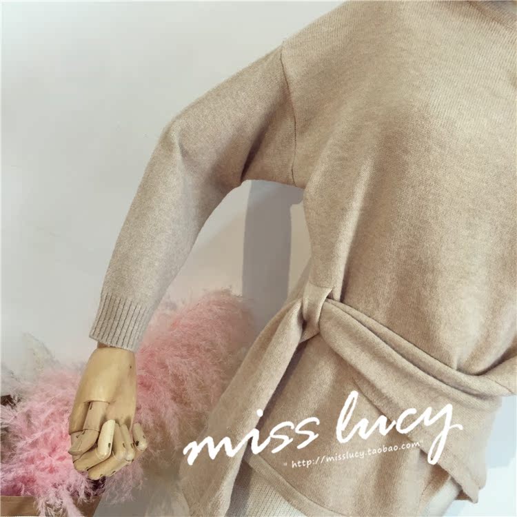 Phụ nữ mùa thu đông mới phiên bản Hàn Quốc của áo rộng cổ tròn đan cổ áo dệt kim với một chiếc áo len lưới màu đỏ không đều thời trang công sở nữ