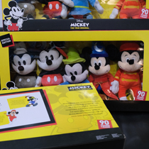 90 year anniversary of the retro Mickey boxed paparazzi.