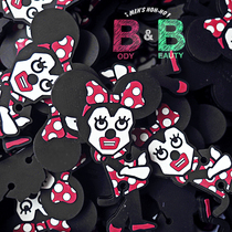 Square mouth low burning girl Minnie