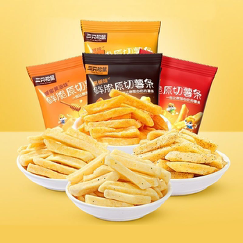 Three Squirrels Crispy Potato Sticks, Approximately 18G/Bag, Various Flavors, Popular American-Style Fresh-Cut Potato Sticks, Dormitory Snacks