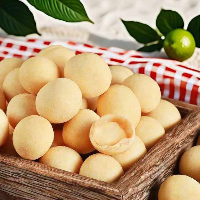 Authentic Three Squirrels 30g Coconut Flavored Macadamia Nuts Daily Nuts Shelled Snacks New Style