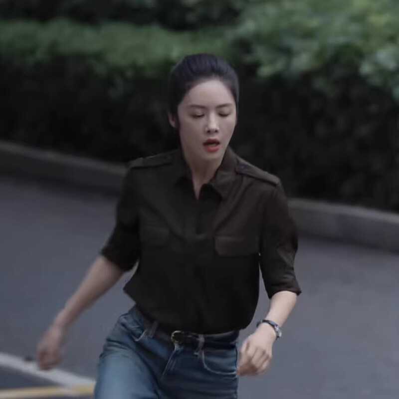 Steel Forest Cai Wenjing and Zhou Jin's Same Style Shirt, Long-Sleeved, Double Pockets, High-End, Elegant, Temperament-Enhancing, Slimming Top for Commuting
