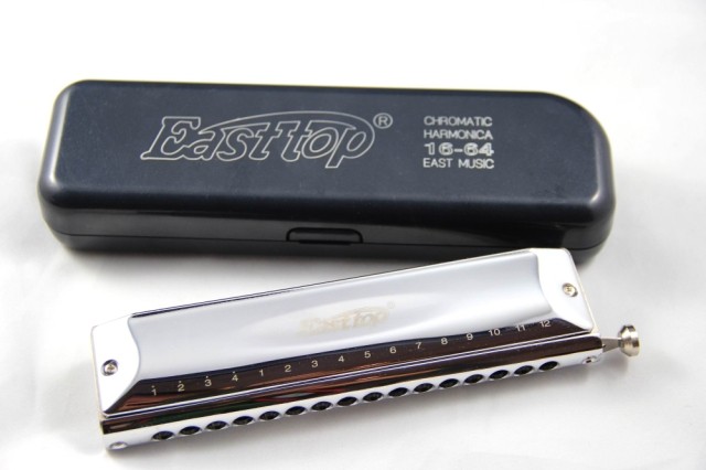 Boiling harmonica-Challenger-Dongfang Ding 16-hole chromatic harmonica advanced harmonica special sound spring