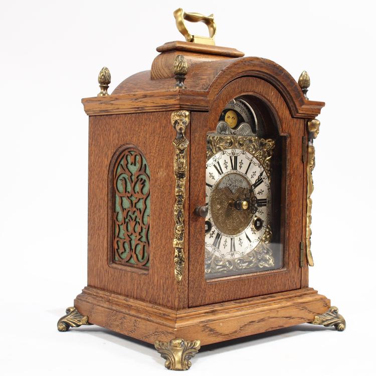 Western old antique clocks Dutch produce dubbing with a moon-phase disc pure mechanical wood seat clock old objects