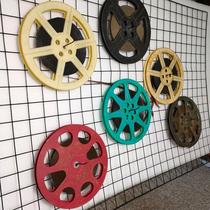 Old object film plastic 16mm 16mm film clip home decoration film and television theme diameter 31 5cm