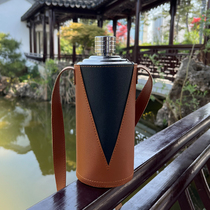304 stainless steel high-grade 1 catties thick wine jug portable outdoor wine bottle mini household solid color portable metal kettle